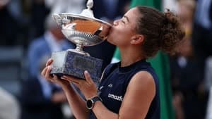 جاسمين باوليني تفوز ببطولة ايطاليا المفتوحة