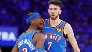 سجل شاي جيلجيوس الكسندر 38 نقطة