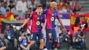 لامين يامال وبيدري