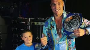 تايسون فيوري وابنه 