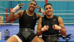 جوشوا  - أوري