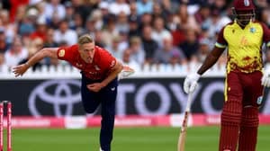 لوك وود كان رجل المباراة