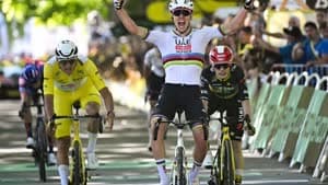 بوجاكار يحقق فوزه رقم 100 في المرحلة الرابعة من طواف فرنسا