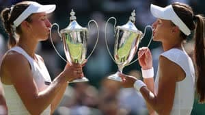 إليز ميرتنز وفيرونيكا كوديرميتوفا 