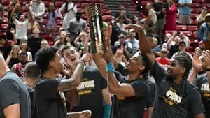 هورنتس يفوز على كينغز