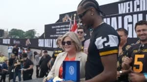 شاي جيلجيوس الكسندر