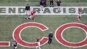 رسائل في كرة القدم الامريكية