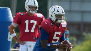 أنتوني ريتشاردسون ودانيال جونز