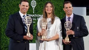 شارابوفا مع الاخوين برايان