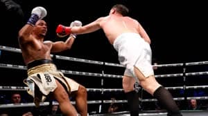 دارين تيل يهزم أنتوني تايلور