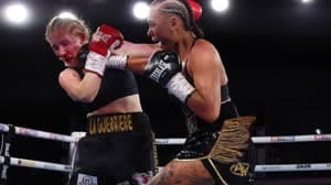 لدى تياه ماي أيتون أكثر من 300 قتال في سجلها للهواة