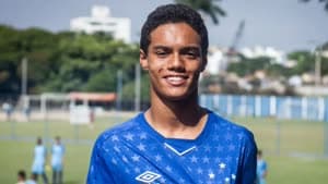 نجل رونالدينيو