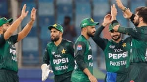 باكستان تفوز على الامارات