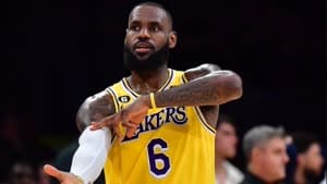 ليبرون جيمس