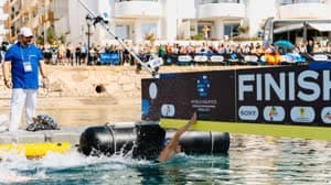 أنجيلا مارتينيز