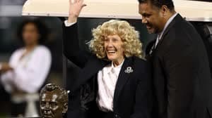 كارول ديفيس