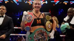 ميكايلا ماير