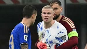 هالاند ومانشيني