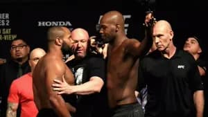 جون جونز ودانيال كورميير