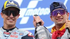 مارك ماركيز وخورخي مارتين.