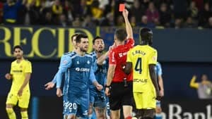 بطاقة حمراء في بيتيس-فياريال