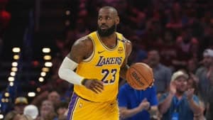 ليبرون جيمس