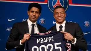 مبابي وناصر الخلايفي