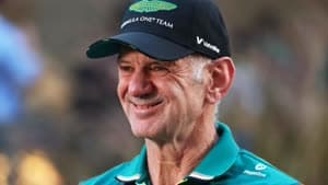 ادريان نيوي