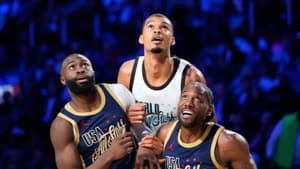 جايلين براون و فيكتور ويمبانياما مع كواي ليونارد