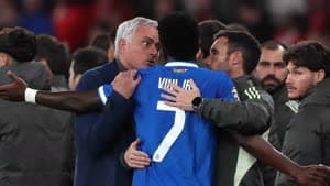 فينيسيوس ومورينيو