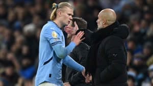 غوارديولا وإيرلينغ هالاند