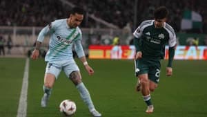 بيتيس أنطوني ضد فيسنتي تابورا