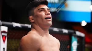 كيفن فاليخوس