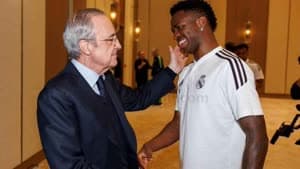  بيريز وفينيسيوس