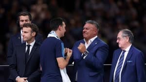 ليونيل سكالوني وتشيكي تابيا