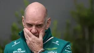 أدريان نيوي