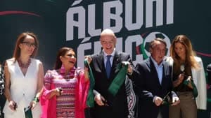 كلارا بروغادا، مع رئيس الفيفا جياني إنفانتينو