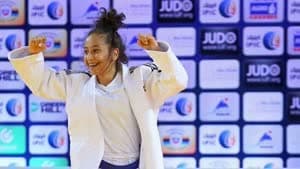 ميثاء النيادي - الإمارات 