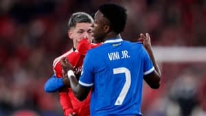 فينيسيوس وبريستياني.