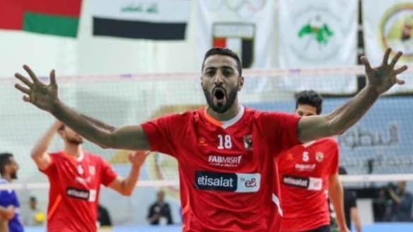 سعيد يفارق طائرة االأهلي