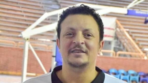 حسام شكري مدير فني