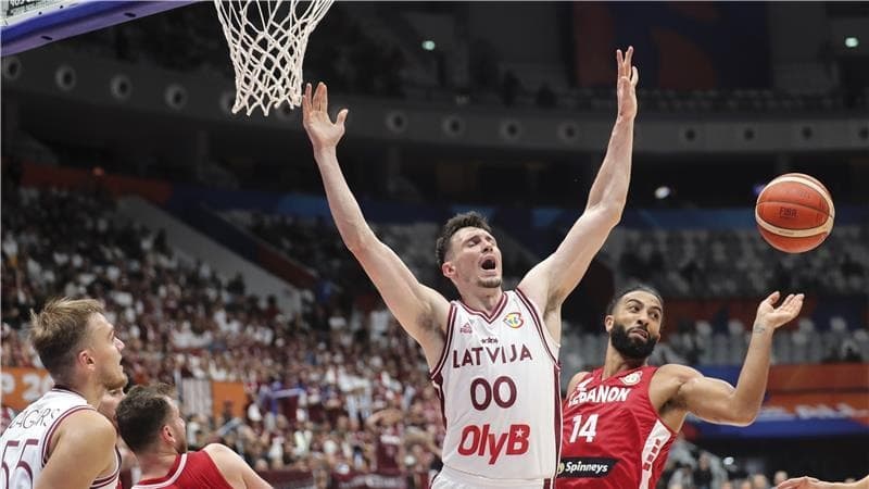 لبنان ولاتفيا