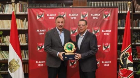 رئيس الاتحاد يشيد بالأهلي