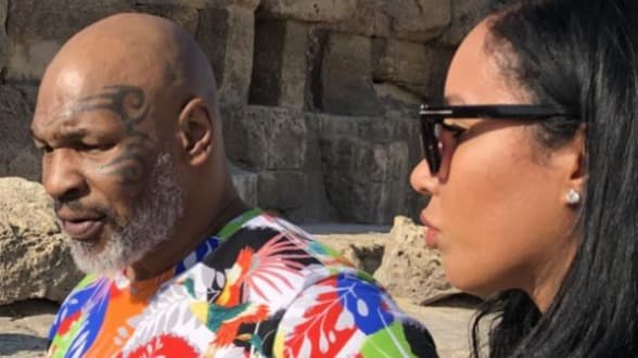 تايسون يزور الأهرامات