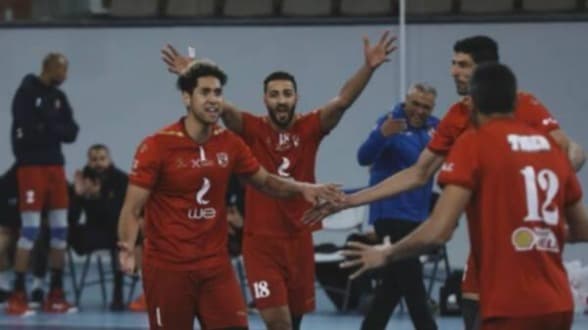 الأهلي يحصد برونزية