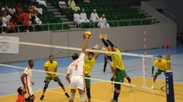 السيب يفوز على عمان