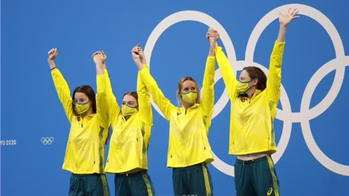 أستراليا تحطم الرقم الأولمبي في السباحة 4×100 متر تتابع للسيدات