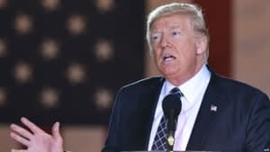 ترامب يؤيد انسحاب نائبه من مباراة لكرة القدم الأمريكية