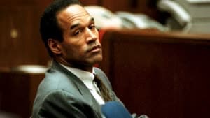 اسطورة اميركا في كرة القدم يعلن اسلامه