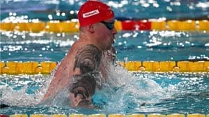 مشكلة نفسية تبعد بيتي عن بطولة بريطانيا للسباحة